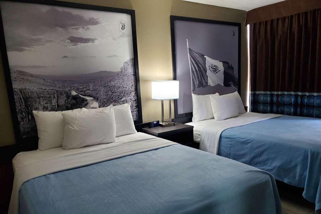 Hotel Super 8 By Wyndham 2*